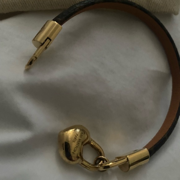 Louis Vuitton heart charm leather bracelet size 17 - Picture 8 of 8